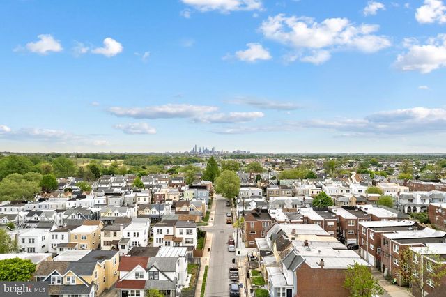 7818 LENNOX RD, Upper Darby, PA 19082