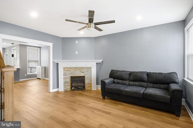 7818 LENNOX RD, Upper Darby, PA 19082