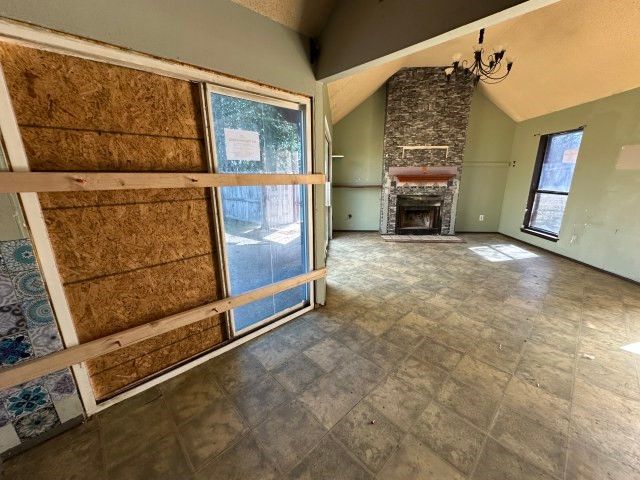 548 Spring River Drive, Martindale, TX 78655