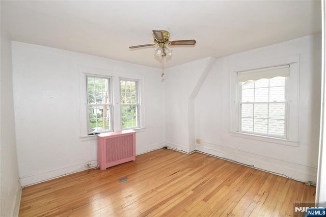 352 Demarest Avenue, Oradell, NJ 07649