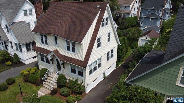 352 Demarest Avenue, Oradell, NJ 07649