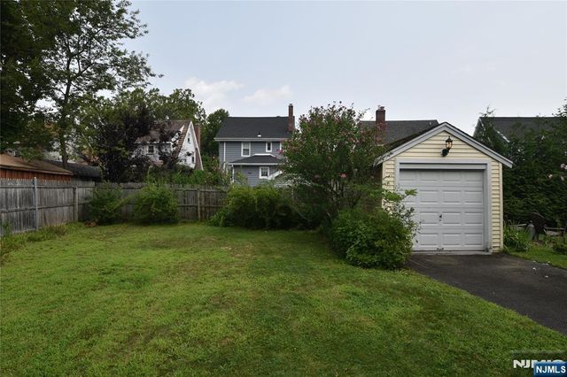 352 Demarest Avenue, Oradell, NJ 07649
