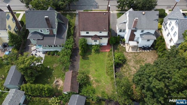 352 Demarest Avenue, Oradell, NJ 07649