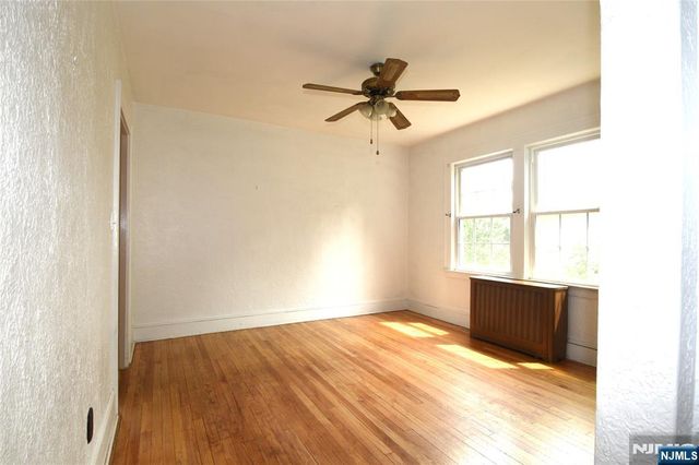352 Demarest Avenue, Oradell, NJ 07649