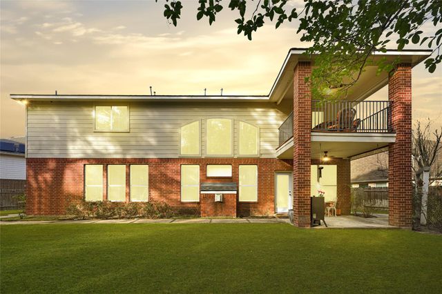 13602 Darby Rose Lane, Houston, TX 77044