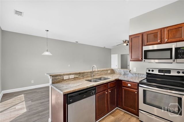 350 Canyon Oak Loop, Richmond Hill, GA 31324