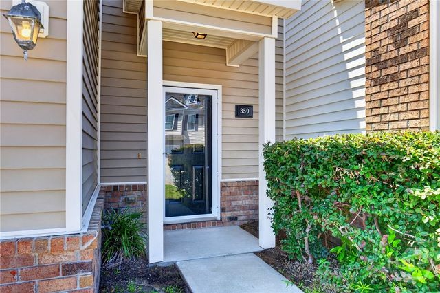 350 Canyon Oak Loop, Richmond Hill, GA 31324