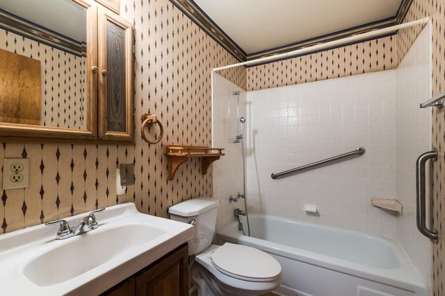 3237 Corona Drive NW, Albuquerque, NM 87120