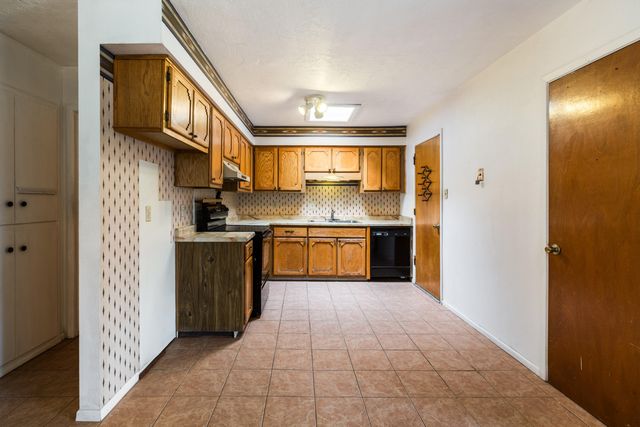 3237 Corona Drive NW, Albuquerque, NM 87120