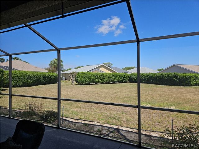 2353 N Mia Point, Lecanto, FL 34461