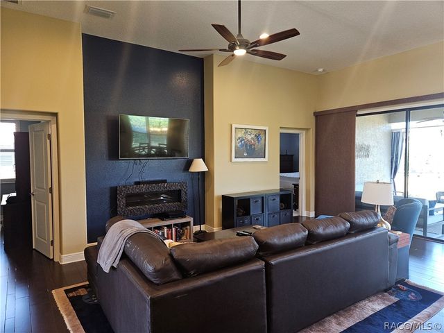 2353 N Mia Point, Lecanto, FL 34461