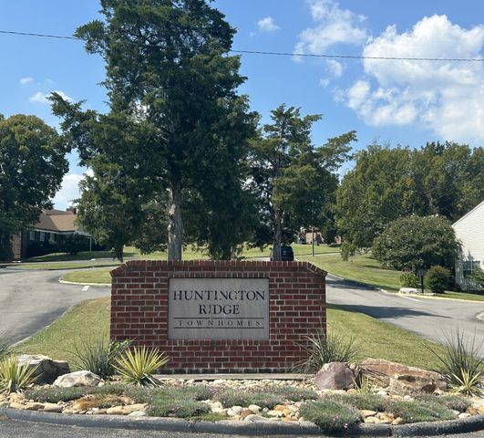 333 Huntington Ridge Dr, Nashville, TN 37211
