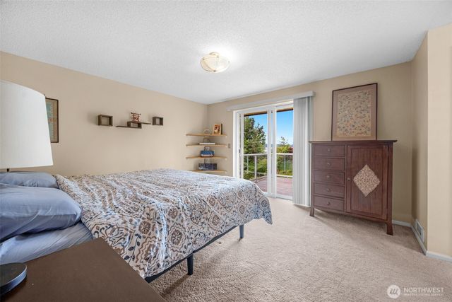1011 43rd Street NW, Marysville, WA 98271