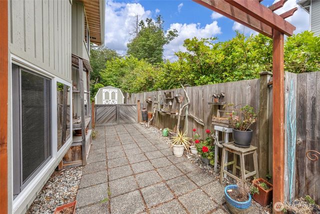 1011 43rd Street NW, Marysville, WA 98271