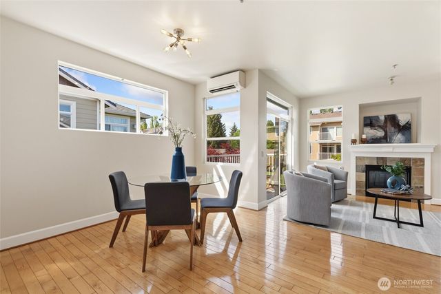551 241st Lane SE, Sammamish, WA 98074