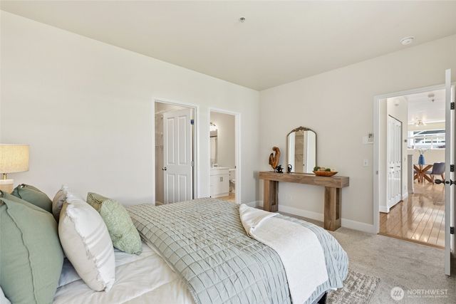551 241st Lane SE, Sammamish, WA 98074