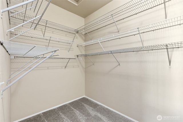 551 241st Lane SE, Sammamish, WA 98074