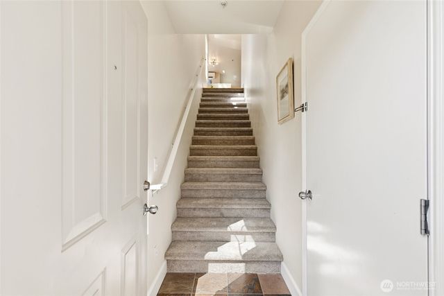 551 241st Lane SE, Sammamish, WA 98074