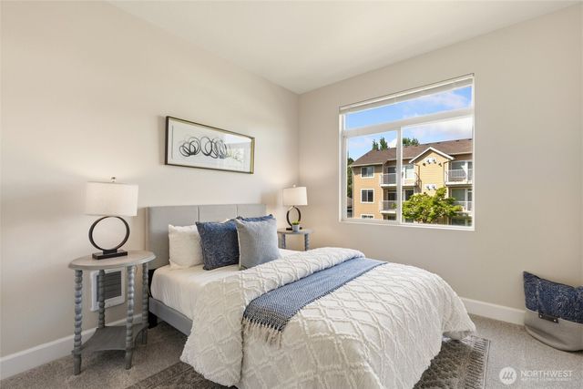 551 241st Lane SE, Sammamish, WA 98074