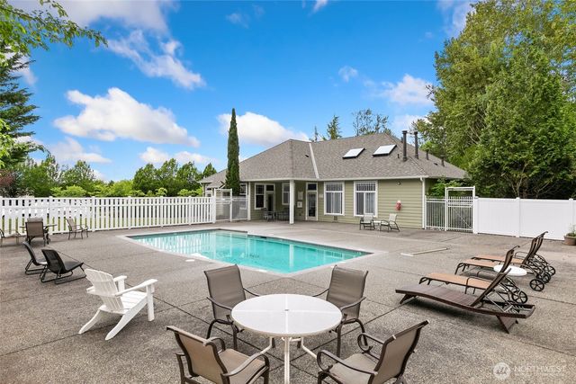 551 241st Lane SE, Sammamish, WA 98074