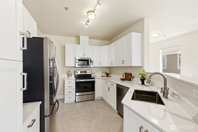 551 241st Lane SE, Sammamish, WA 98074