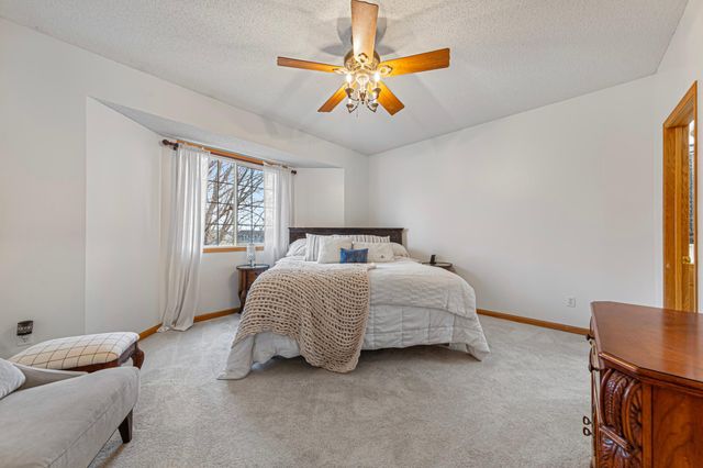 1809 Michigan Drive, Northfield, MN 55057