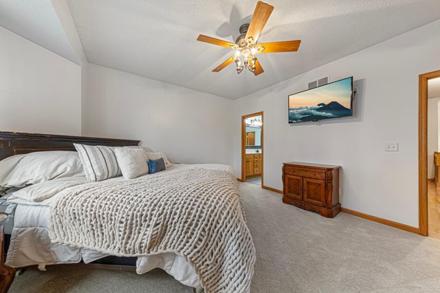 1809 Michigan Drive, Northfield, MN 55057