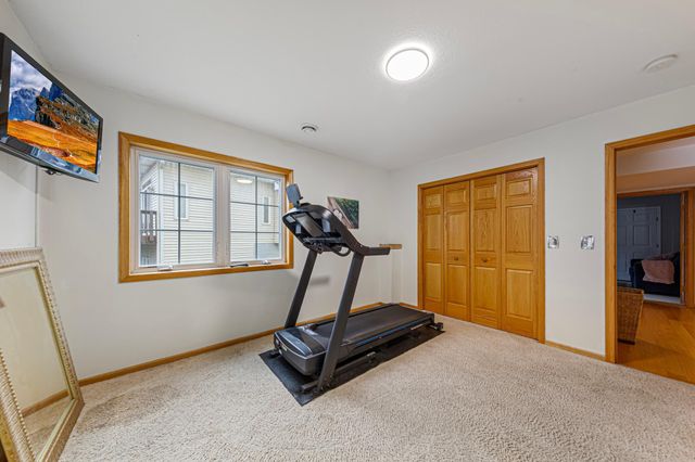 1809 Michigan Drive, Northfield, MN 55057