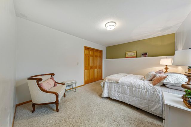 1809 Michigan Drive, Northfield, MN 55057