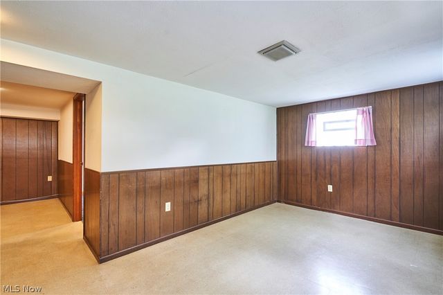 1641 W Jackson Street, Painesville Twp, OH 44077