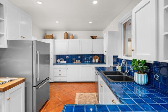 2530 Edwards Ave, El Cerrito, CA 94530