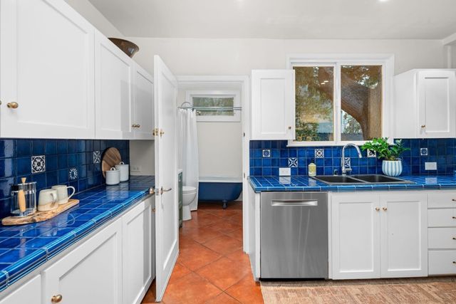 2530 Edwards Ave, El Cerrito, CA 94530