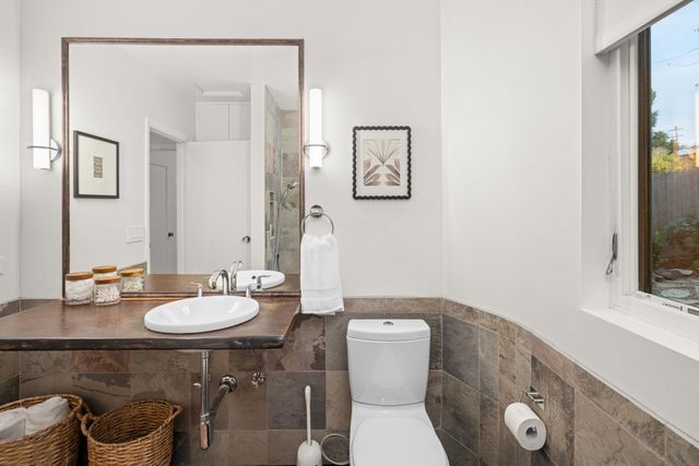 2530 Edwards Ave, El Cerrito, CA 94530