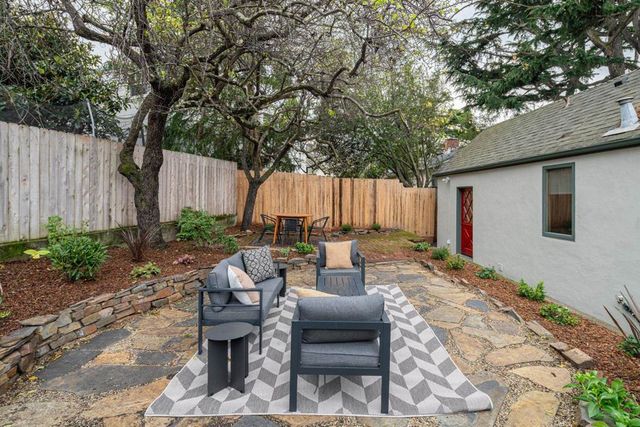 2530 Edwards Ave, El Cerrito, CA 94530