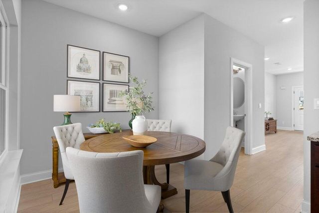 8118 Pembridge Court 11, Chattanooga, TN 37421