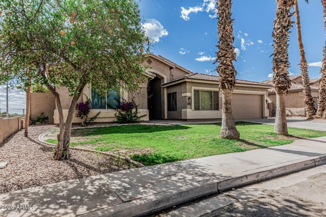 408 N FALCON Court, Gilbert, AZ 85234