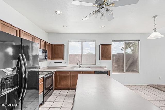 408 N FALCON Court, Gilbert, AZ 85234