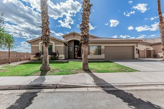 408 N FALCON Court, Gilbert, AZ 85234
