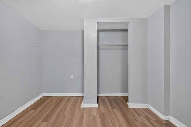 6559 S Eberhart Avenue, Chicago, IL 60637