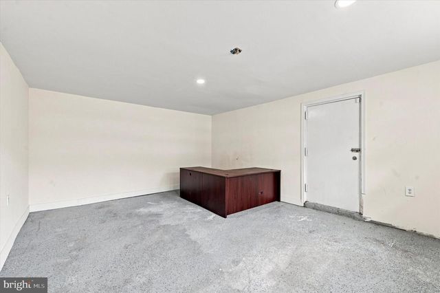 806 POWELL AVE, Darby, PA 19023