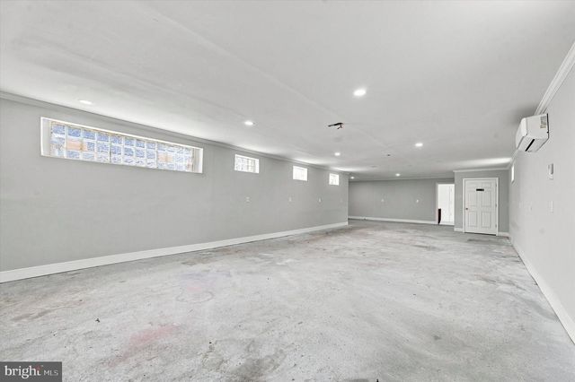 806 POWELL AVE, Darby, PA 19023