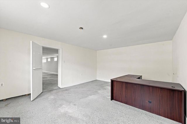 806 POWELL AVE, Darby, PA 19023