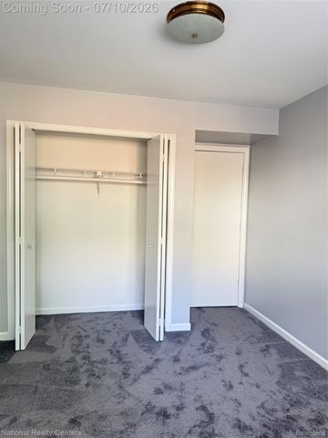 212 Pinewood Drive 22, Plymouth, MI 48170
