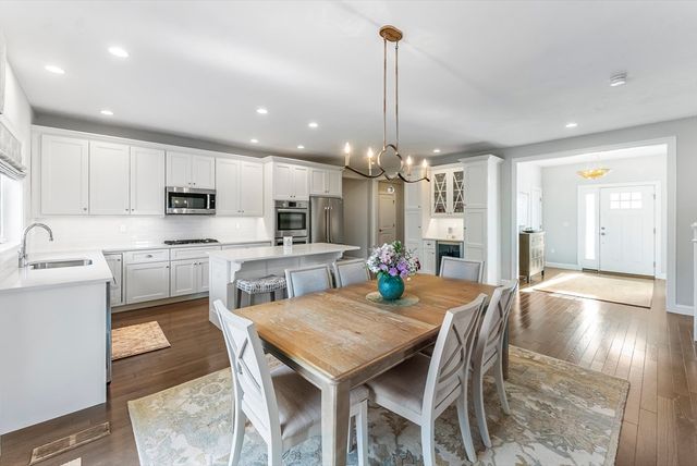 5 Muirfield 5, Plymouth, MA 02360