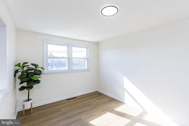 1117 CIRCLE DR, Halethorpe, MD 21227