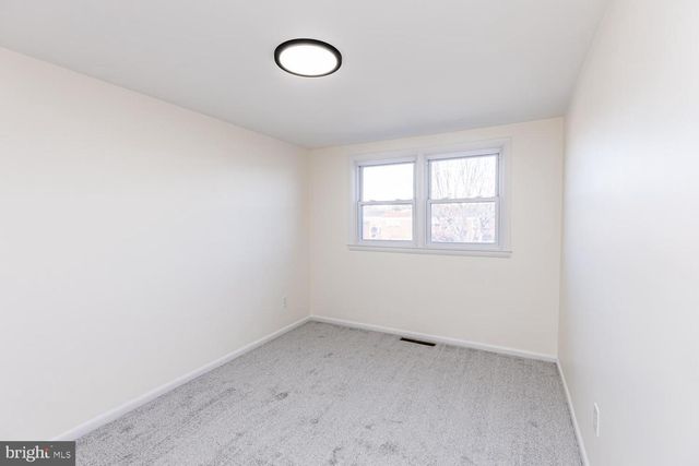 1117 CIRCLE DR, Halethorpe, MD 21227