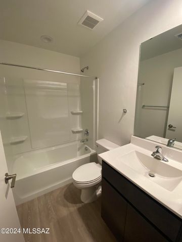 1838 S Poetry Lane, Tucson, AZ 85711