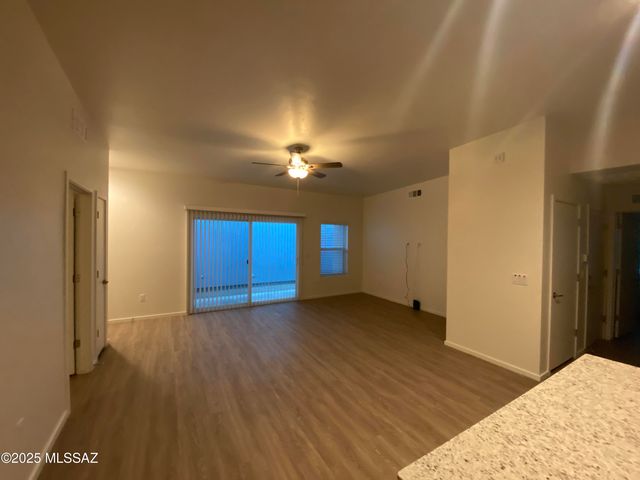 1838 S Poetry Lane, Tucson, AZ 85711