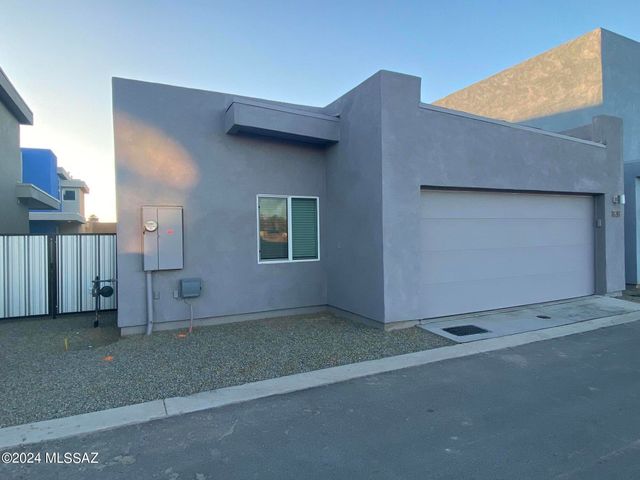 1838 S Poetry Lane, Tucson, AZ 85711