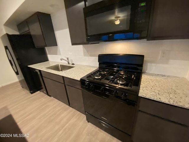 1838 S Poetry Lane, Tucson, AZ 85711